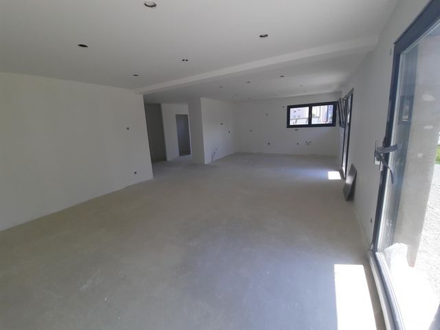 Afficher la photo en grand maison à vendre - 5 pièces - 125.0 m2 - GRAND CHARMONT - 25 - FRANCHE-COMTE - Century 21 Rollat Immobilier