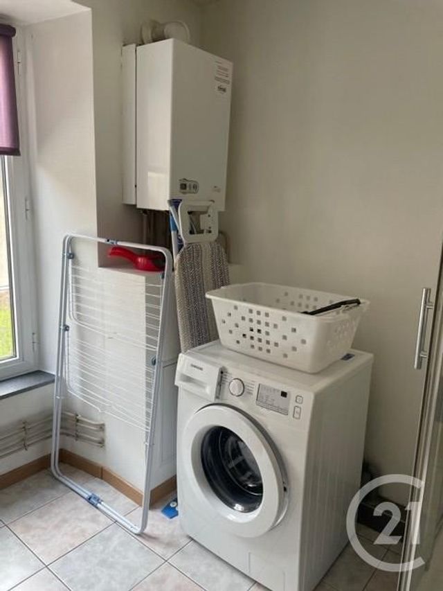 Afficher la photo en grand Appartement F2 à louer - 2 pièces - 53.0 m2 - BELFORT - 90 - FRANCHE-COMTE - Century 21 Rollat Immobilier