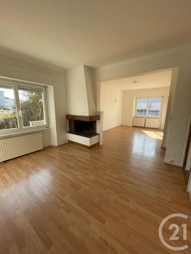 Afficher la photo en grand Appartement F4 à vendre - 4 pièces - 80.0 m2 - SOCHAUX - 25 - FRANCHE-COMTE - Century 21 Rollat Immobilier