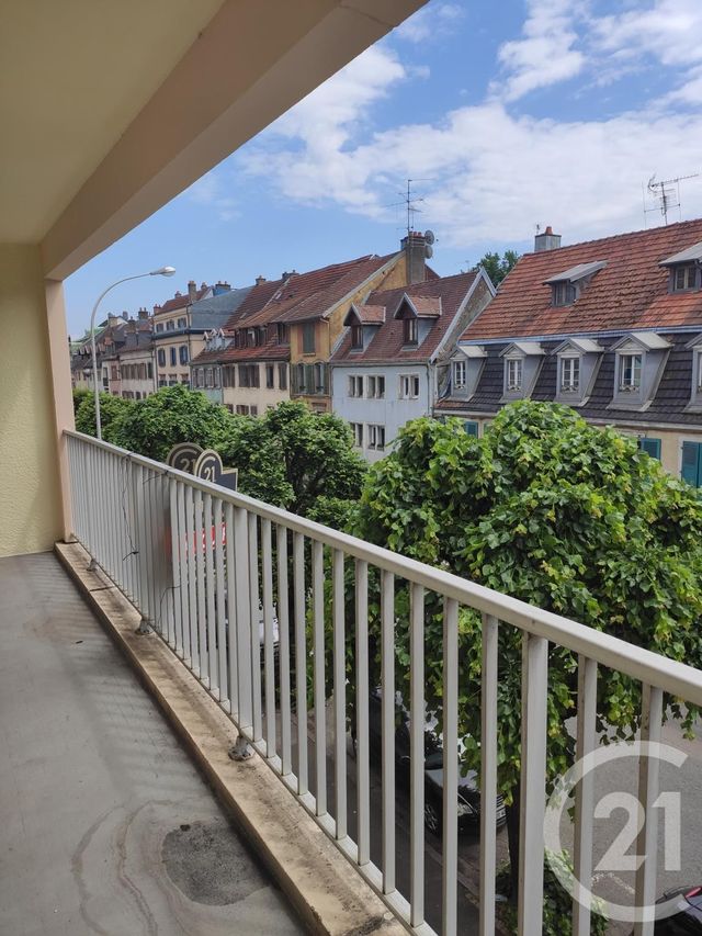 Afficher la photo en grand Studio à louer - 1 pièce - 25.0 m2 - MONTBELIARD - 25 - FRANCHE-COMTE - Century 21 Rollat Immobilier