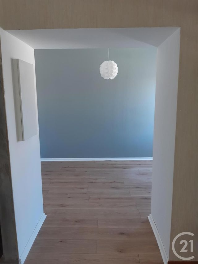 Afficher la photo en grand Appartement Duplex à louer - 2 pièces - 31.0 m2 - BART - 25 - FRANCHE-COMTE - Century 21 Rollat Immobilier