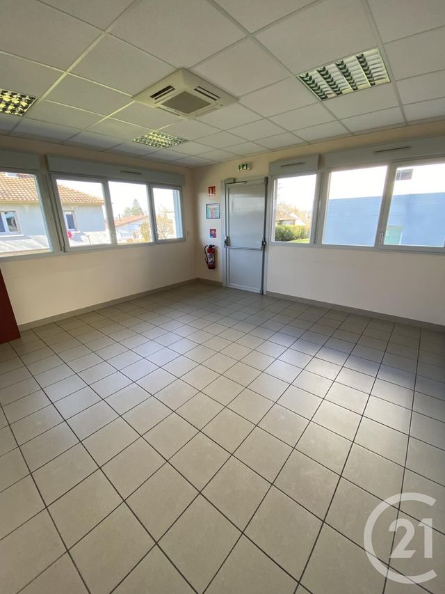 entreprise à louer - 250.0 m2 - MONTBELIARD - 25 - FRANCHE-COMTE - Century 21 Rollat Immobilier