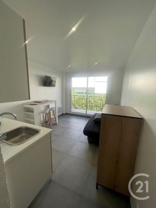 Appartement F1 à louer - 1 pièce - 16.67 m2 - MONTBELIARD - 25 - FRANCHE-COMTE - Century 21 Rollat Immobilier