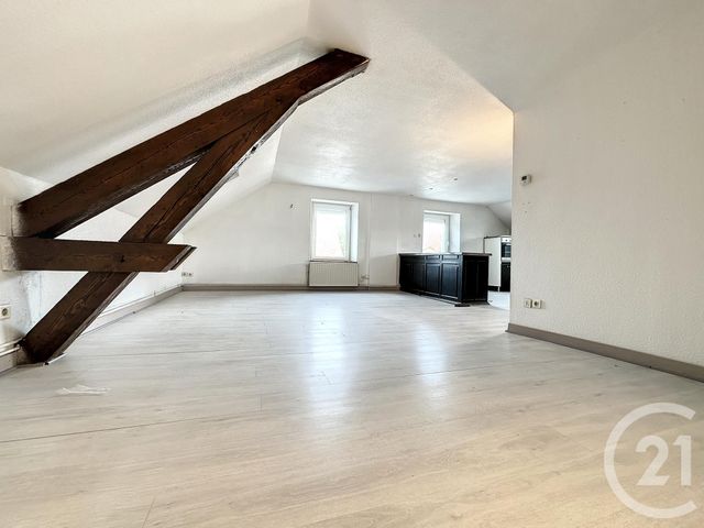 appartement à vendre - 4 pièces - 76.0 m2 - VALENTIGNEY - 25 - FRANCHE-COMTE - Century 21 Rollat Immobilier