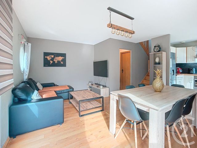 Appartement F4 à vendre - 4 pièces - 58.4 m2 - AUDINCOURT - 25 - FRANCHE-COMTE - Century 21 Rollat Immobilier