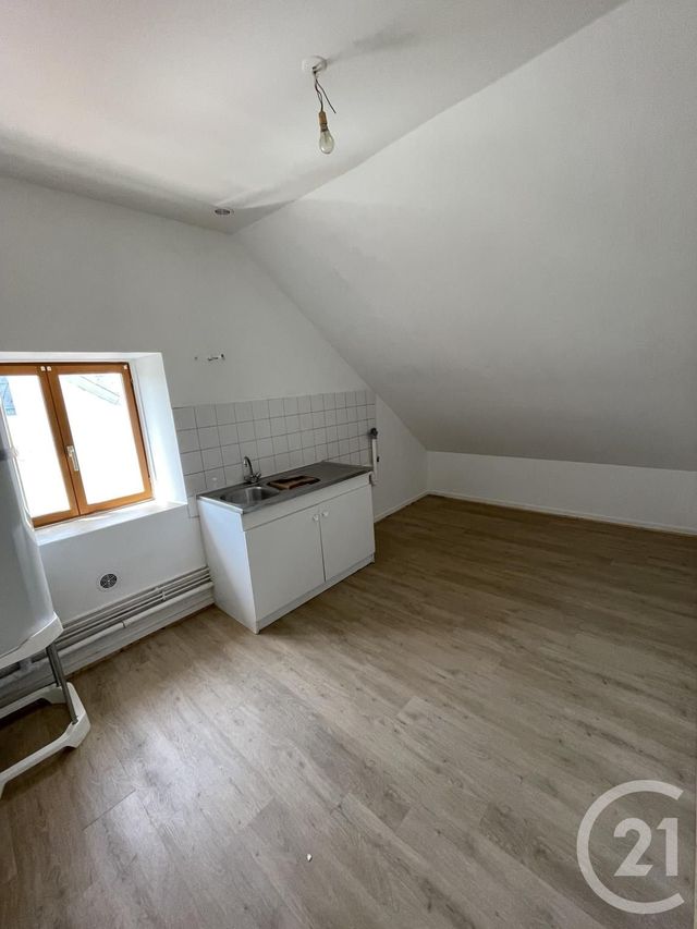 Appartement F2 à louer - 2 pièces - 32.9 m2 - FESCHES LE CHATEL - 25 - FRANCHE-COMTE - Century 21 Rollat Immobilier