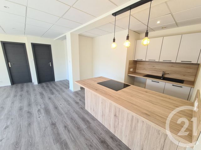 Appartement F3 à vendre - 3 pièces - 68.2 m2 - VALENTIGNEY - 25 - FRANCHE-COMTE - Century 21 Les Portes De L'Est