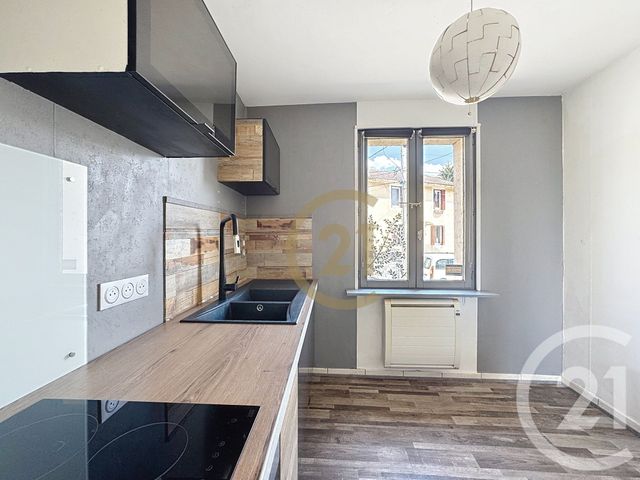 Afficher la photo en grand Appartement F2 à vendre - 2 pièces - 38.0 m2 - AUDINCOURT - 25 - FRANCHE-COMTE - Century 21 Rollat Immobilier