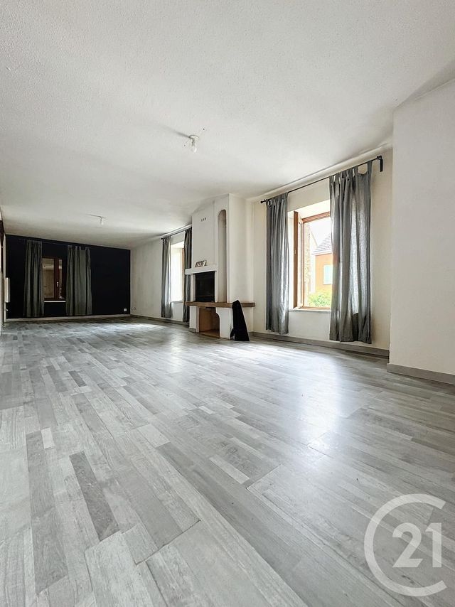 Appartement F4 à louer - 4 pièces - 77.97 m2 - DELLE - 90 - FRANCHE-COMTE - Century 21 Rollat Immobilier