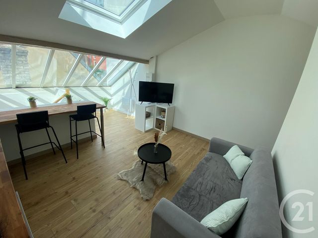 Appartement F2 à louer - 2 pièces - 25.0 m2 - MONTBELIARD - 25 - FRANCHE-COMTE - Century 21 Rollat Immobilier