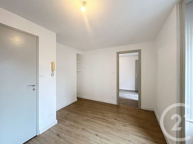 Appartement F2 à louer - 2 pièces - 25.0 m2 - FESCHES LE CHATEL - 25 - FRANCHE-COMTE - Century 21 Rollat Immobilier