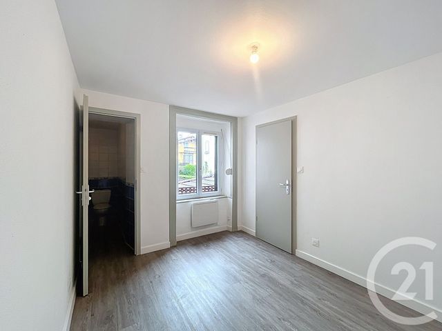 Appartement F2 à louer - 2 pièces - 25.0 m2 - FESCHES LE CHATEL - 25 - FRANCHE-COMTE - Century 21 Rollat Immobilier