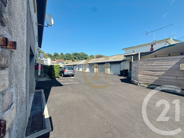 Afficher la photo en grand Appartement F5 à vendre - 5 pièces - 125.0 m2 - AUDINCOURT - 25 - FRANCHE-COMTE - Century 21 Rollat Immobilier