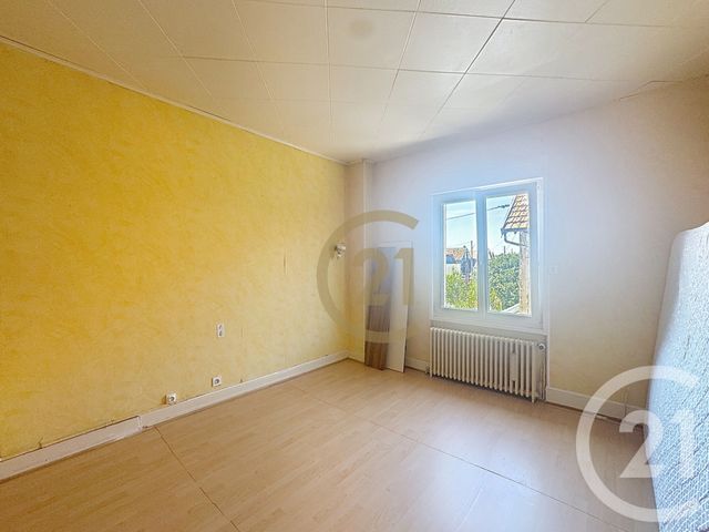 Afficher la photo en grand Appartement F5 à vendre - 5 pièces - 125.0 m2 - AUDINCOURT - 25 - FRANCHE-COMTE - Century 21 Rollat Immobilier