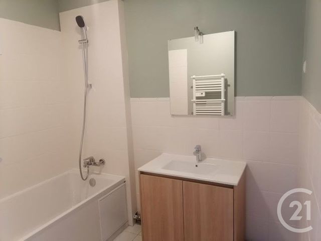 maison à louer - 4 pièces - 76.0 m2 - GLAY - 25 - FRANCHE-COMTE - Century 21 Les Portes De L'Est