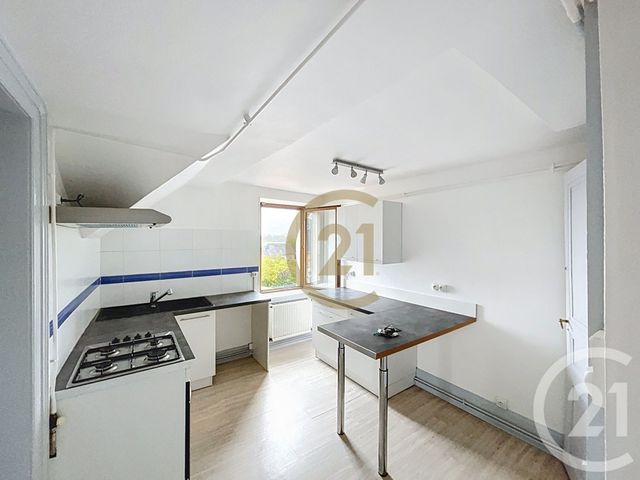Afficher la photo en grand Appartement F2 à louer - 2 pièces - 51.01 m2 - MORVILLARS - 90 - FRANCHE-COMTE - Century 21 Rollat Immobilier