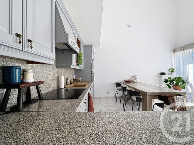 Appartement F3 à vendre - 4 pièces - 67.82 m2 - GRAND CHARMONT - 25 - FRANCHE-COMTE - Century 21 Rollat Immobilier