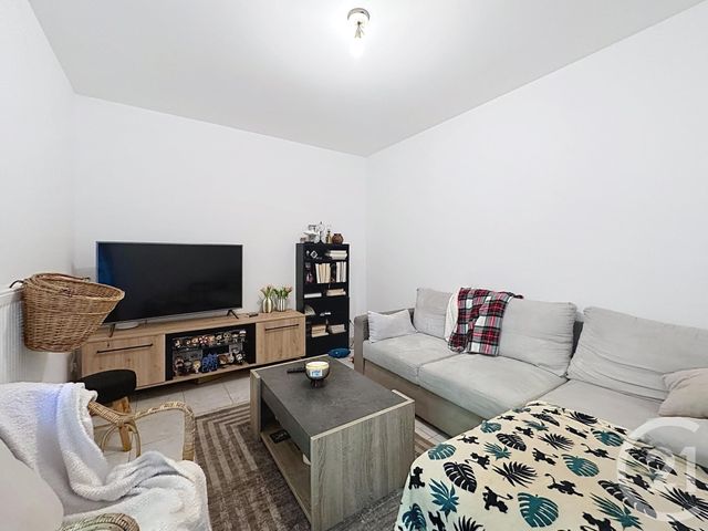 Appartement F3 à vendre - 4 pièces - 67.82 m2 - GRAND CHARMONT - 25 - FRANCHE-COMTE - Century 21 Rollat Immobilier