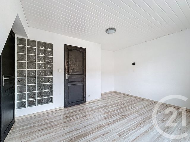 Appartement F3 à vendre - 3 pièces - 60.98 m2 - HERIMONCOURT - 25 - FRANCHE-COMTE - Century 21 Rollat Immobilier