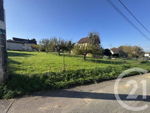 Afficher la photo en grand terrain à vendre - 561.0 m2 - MEZIRE - 90 - FRANCHE-COMTE - Century 21 Rollat Immobilier