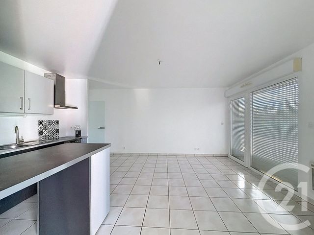 Appartement F4 à vendre - 4 pièces - 73.2 m2 - MONTBELIARD - 25 - FRANCHE-COMTE - Century 21 Rollat Immobilier