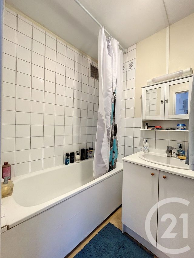 Appartement F2 à vendre - 2 pièces - 44.4 m2 - GRAND CHARMONT - 25 - FRANCHE-COMTE - Century 21 Rollat Immobilier