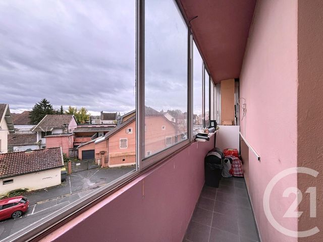Appartement F4 à louer - 4 pièces - 77.59 m2 - SOCHAUX - 25 - FRANCHE-COMTE - Century 21 Rollat Immobilier