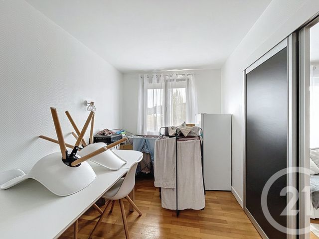 Appartement F4 à louer - 4 pièces - 77.59 m2 - SOCHAUX - 25 - FRANCHE-COMTE - Century 21 Rollat Immobilier