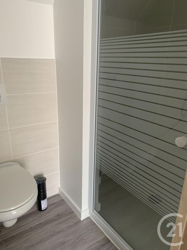 Afficher la photo en grand Appartement F1 à louer - 1 pièce - 22.82 m2 - VALENTIGNEY - 25 - FRANCHE-COMTE - Century 21 Rollat Immobilier