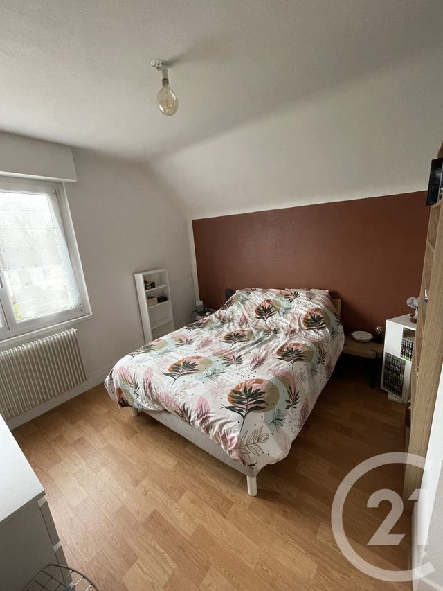 Appartement F4 à vendre - 4 pièces - 87.68 m2 - ALLENJOIE - 25 - FRANCHE-COMTE - Century 21 Rollat Immobilier