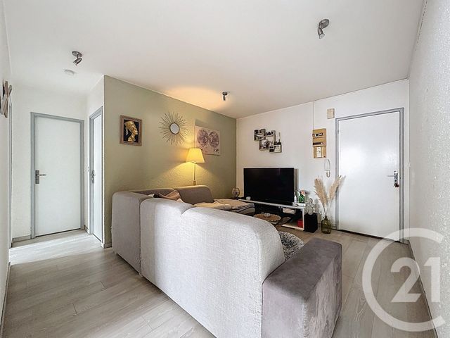 Appartement F3 à vendre - 3 pièces - 66.56 m2 - AUDINCOURT - 25 - FRANCHE-COMTE - Century 21 Rollat Immobilier
