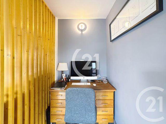 Appartement T4 à vendre - 4 pièces - 85.31 m2 - MONTBELIARD - 25 - FRANCHE-COMTE - Century 21 Rollat Immobilier