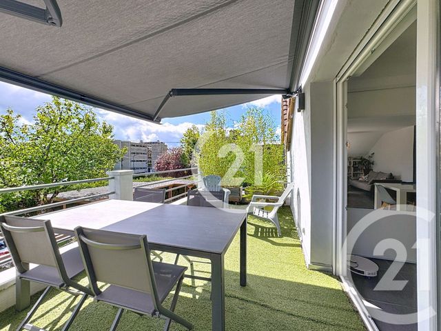 Appartement T4 à vendre - 4 pièces - 85.31 m2 - MONTBELIARD - 25 - FRANCHE-COMTE - Century 21 Rollat Immobilier