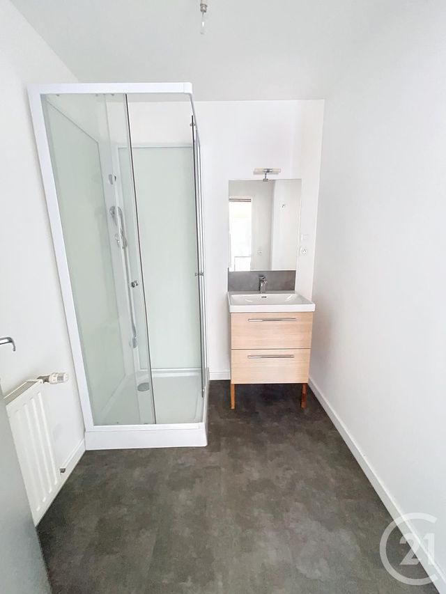 Appartement F2 à louer - 2 pièces - 36.75 m2 - MORVILLARS - 90 - FRANCHE-COMTE - Century 21 Rollat Immobilier