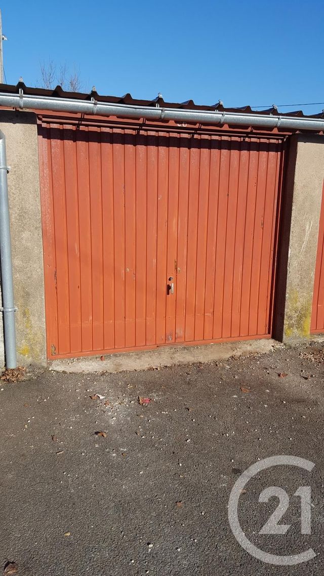 parking à louer - 15.0 m2 - MONTBELIARD - 25 - FRANCHE-COMTE - Century 21 Rollat Immobilier