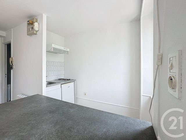 Appartement Studio à louer - 1 pièce - 22.0 m2 - MONTBELIARD - 25 - FRANCHE-COMTE - Century 21 Les Portes De L'Est