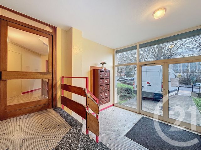Appartement F2 à vendre - 2 pièces - 45.74 m2 - MONTBELIARD - 25 - FRANCHE-COMTE - Century 21 Les Portes De L'Est