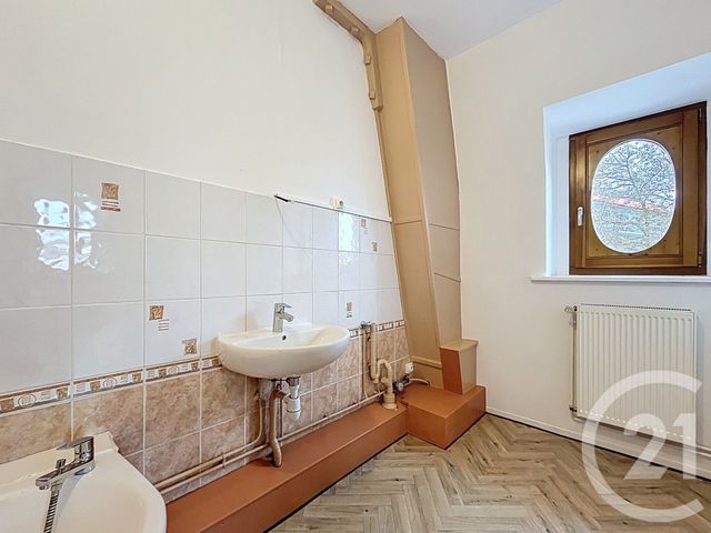 Appartement F3 à louer - 3 pièces - 80.6 m2 - SOCHAUX - 25 - FRANCHE-COMTE - Century 21 Les Portes De L'Est